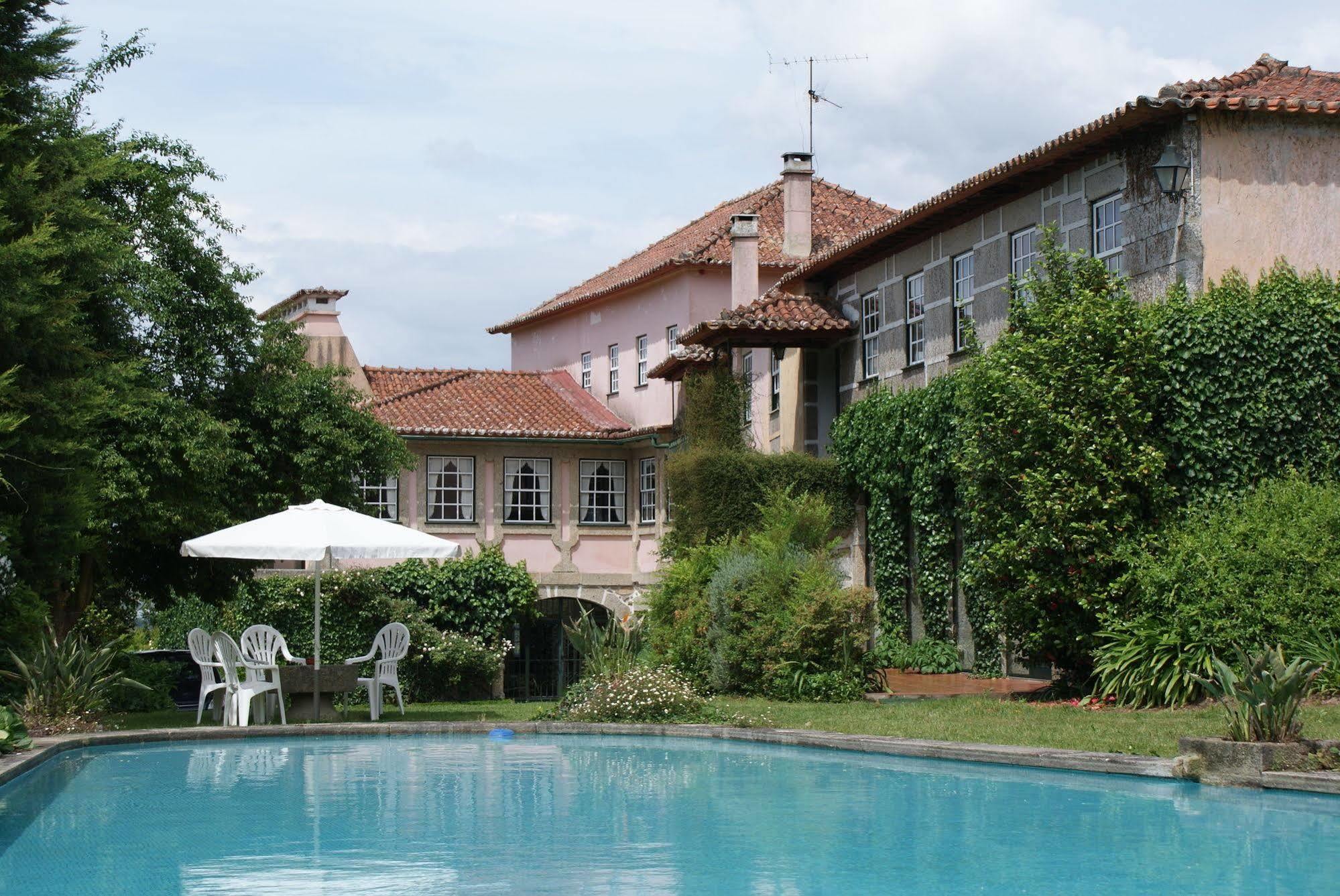 Bed and Breakfast Casa Dos Assentos De Quintiaes Barcelos Esterno foto