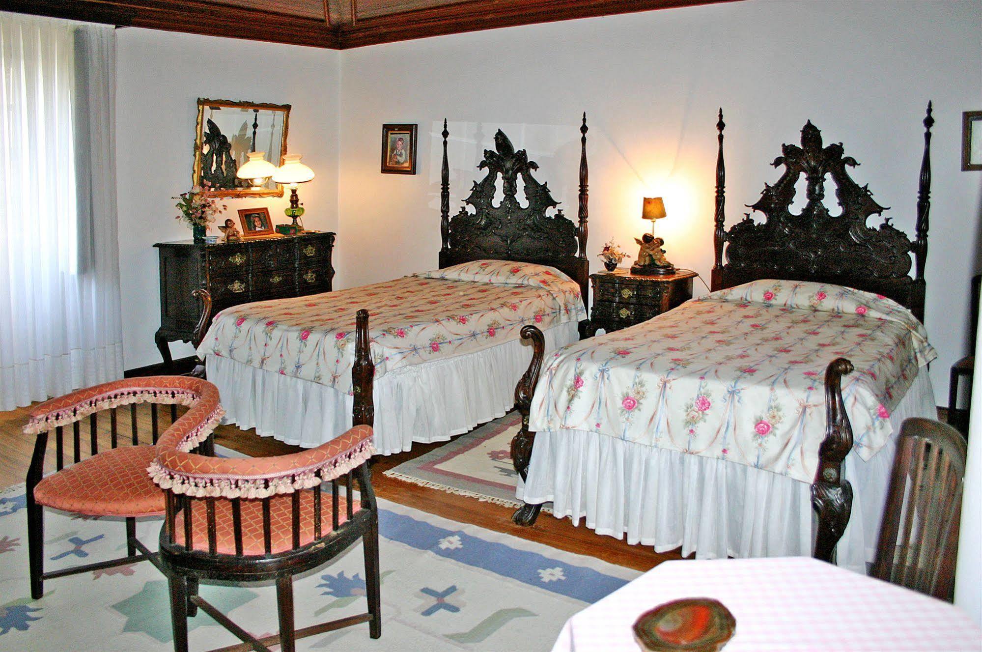 Bed and Breakfast Casa Dos Assentos De Quintiaes Barcelos Esterno foto
